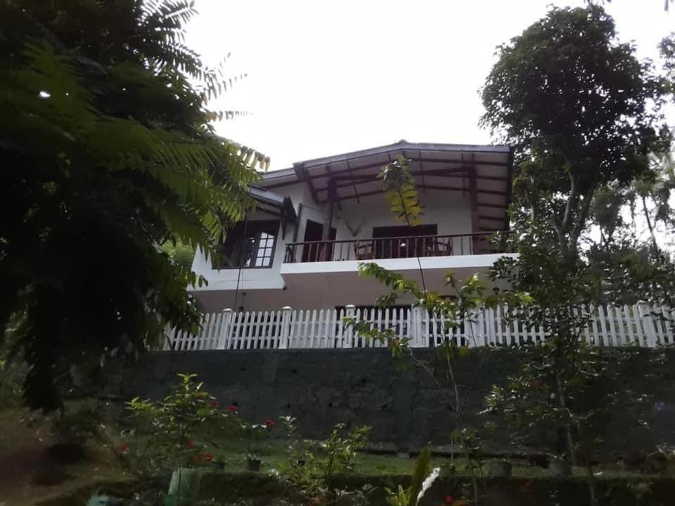 Villa25 Homestay Free Pick Up From The Centre Kandy Exterior foto