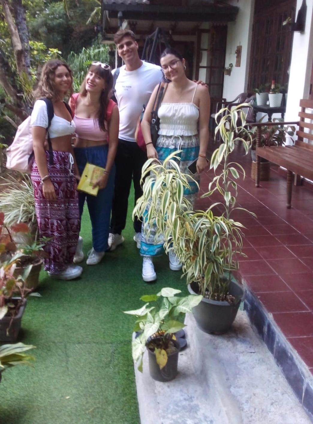 Villa25 Homestay Free Pick Up From The Centre Kandy Exterior foto